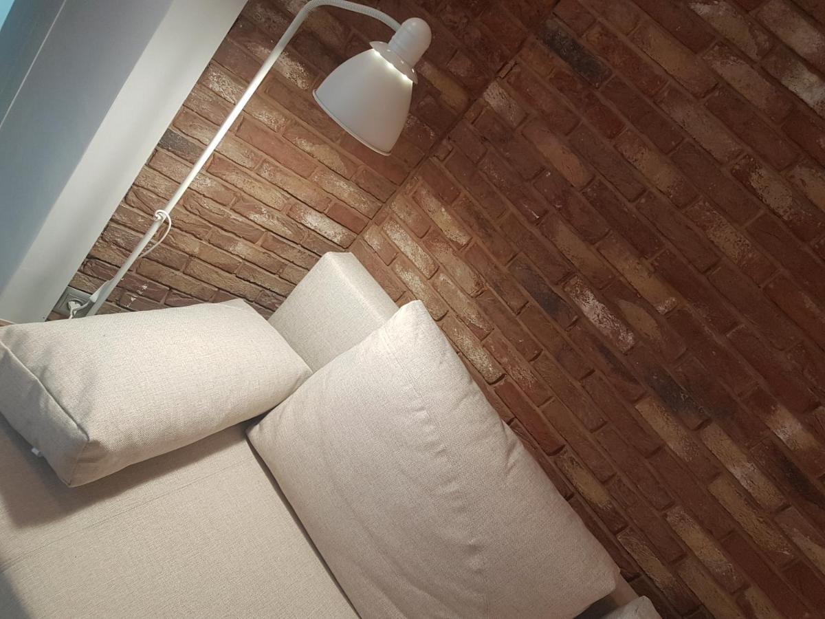 Apartament Mlynarska - Indywidualny Dostep Appartement Piaseczno  Buitenkant foto